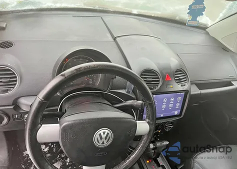 2010 Volkswagen New Beetle z USA, uszkodzony, nr VIN 3VWRW3AG2AM015792